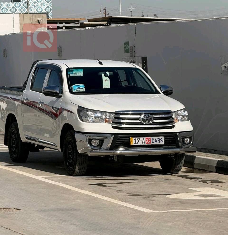 تويوتا هايلوكس